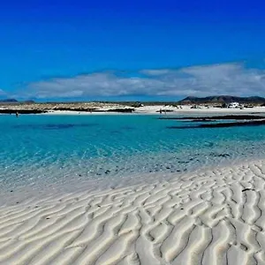 https://cotillo-amas-house-sea-view-pool-wifi-service.hotelsfuerteventura.org